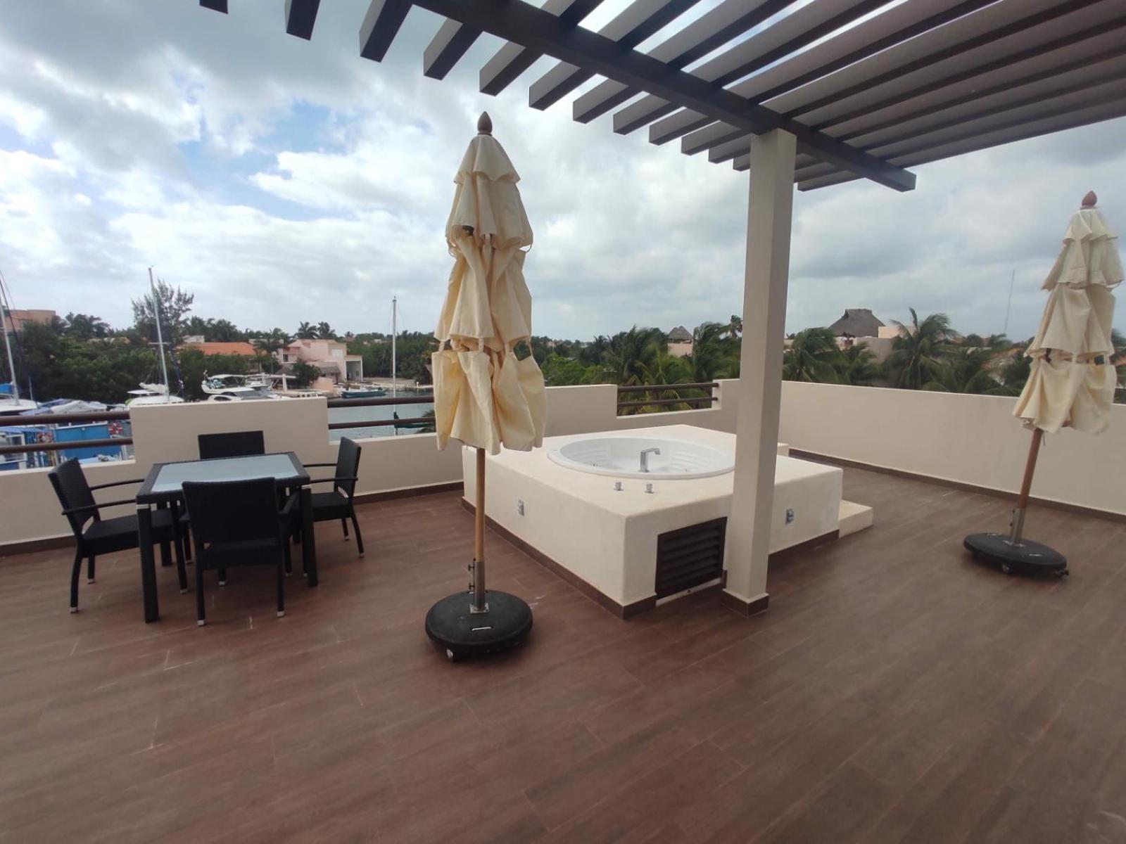 Brand New And Puerto Aventuras